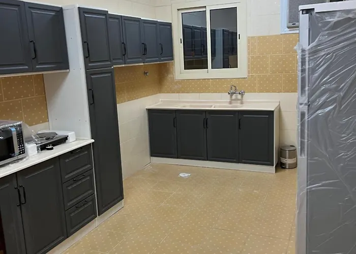 شقة تنفيذية غرفتين نوم وصالة ومطبخ Suite 2 Bedrooms , Lounge And Kitchen