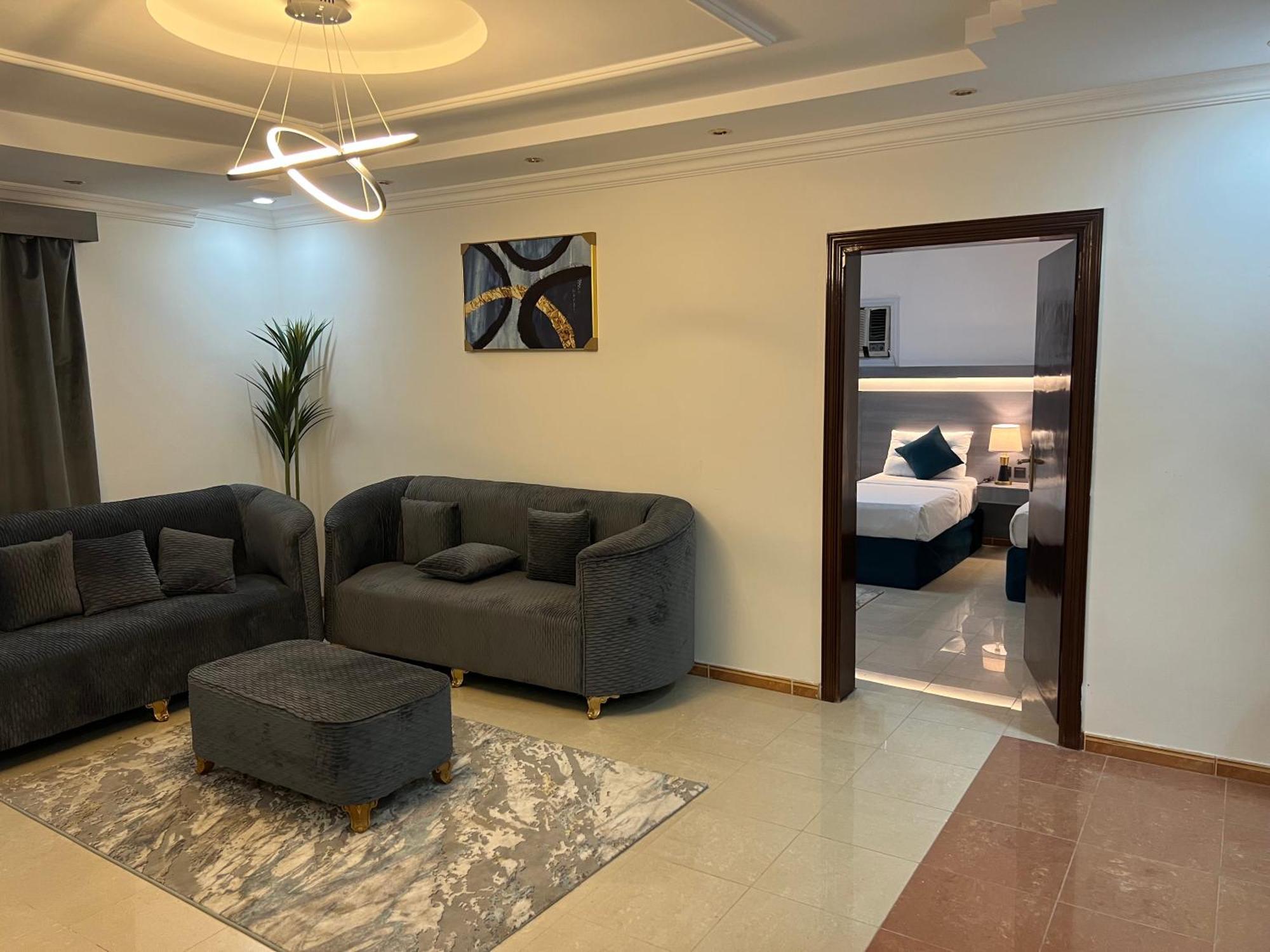 Apartment تنفيذية غرفتين نوم وصالة ومطبخ 2 Bedrooms , Lounge And Kitchen *